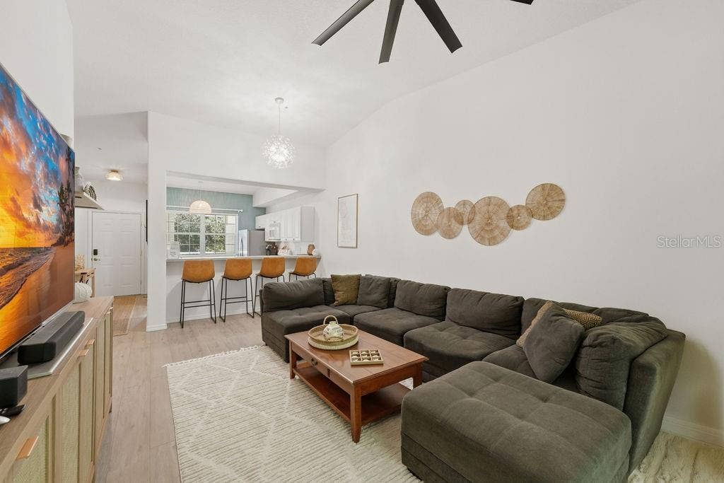 90 SAN JUAN DRIVE, #B202, Palm Coast, FL 32137 90 SAN JUAN DRIVE, #B202, Palm Coast, FL 32137