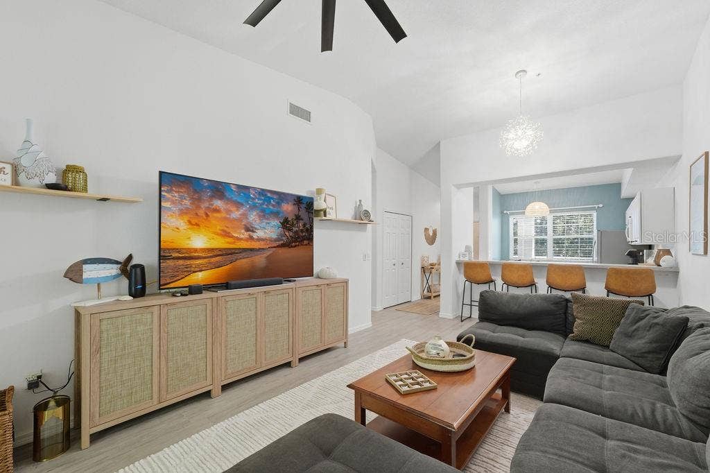 90 SAN JUAN DRIVE, #B202, Palm Coast, FL 32137 90 SAN JUAN DRIVE, #B202, Palm Coast, FL 32137