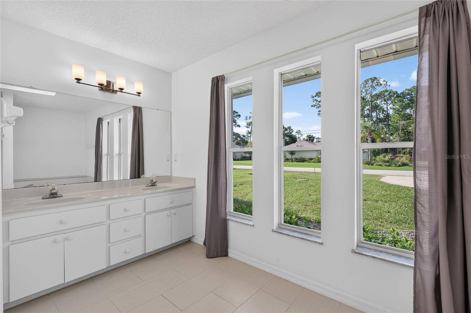 3 POINT PLEASANT DRIVE, Palm Coast, FL 32164