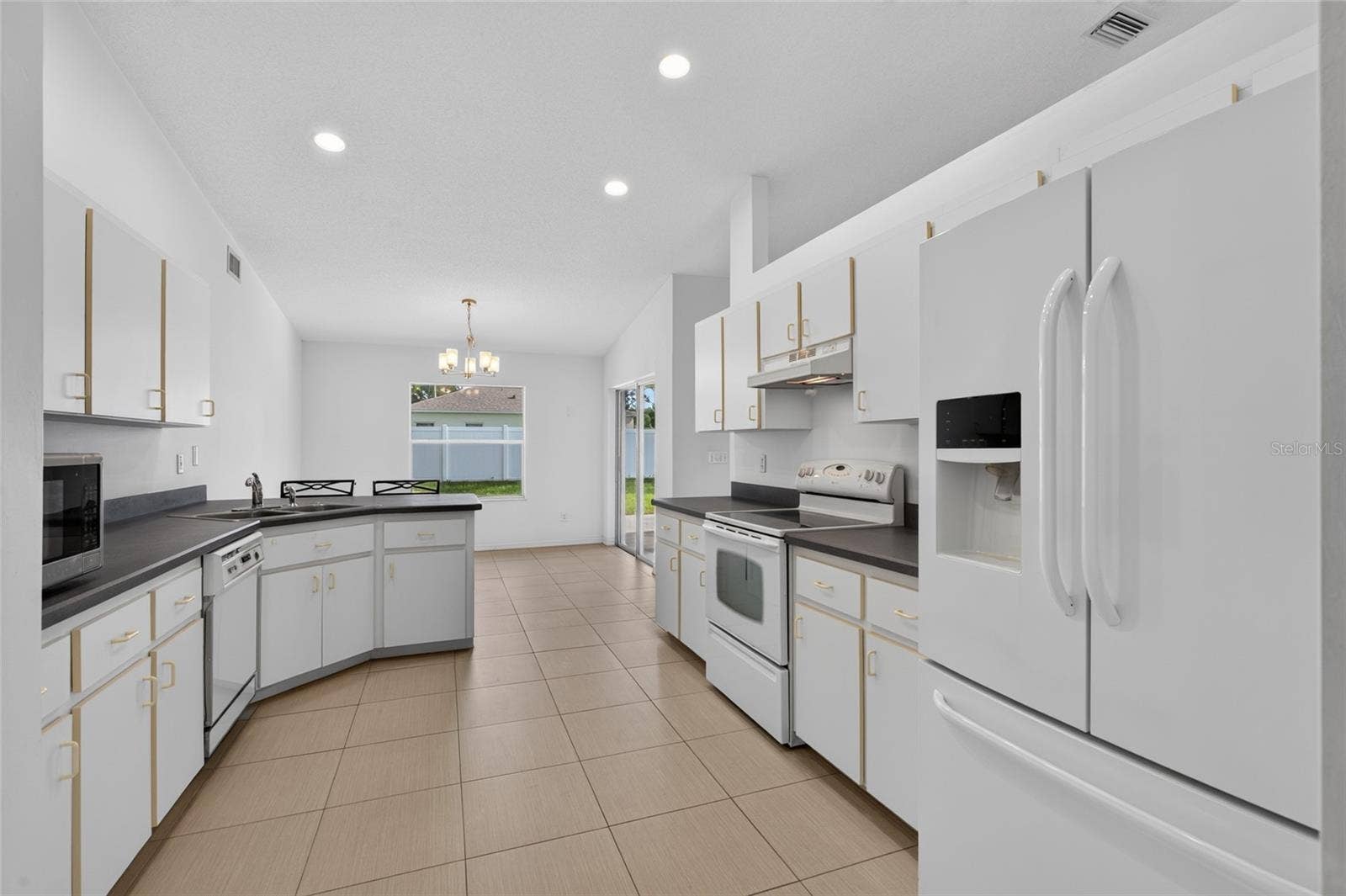 3 POINT PLEASANT DRIVE, Palm Coast, FL 32164