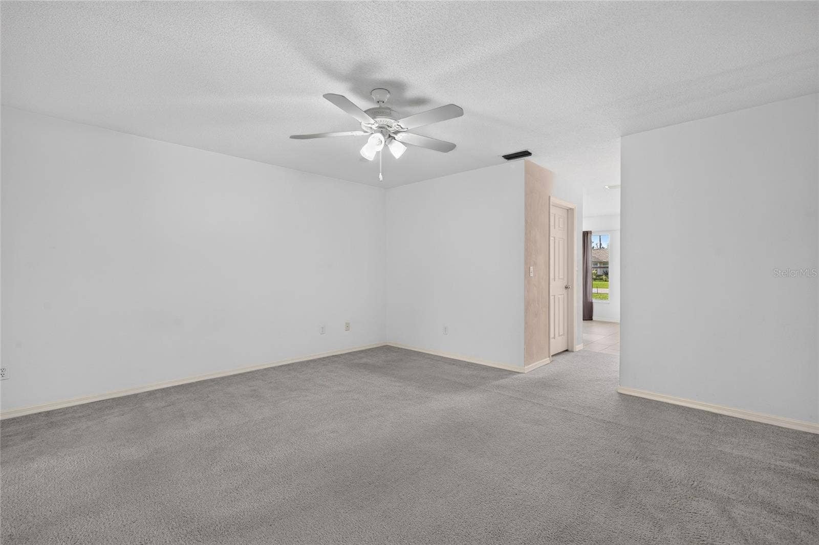 3 POINT PLEASANT DRIVE, Palm Coast, FL 32164