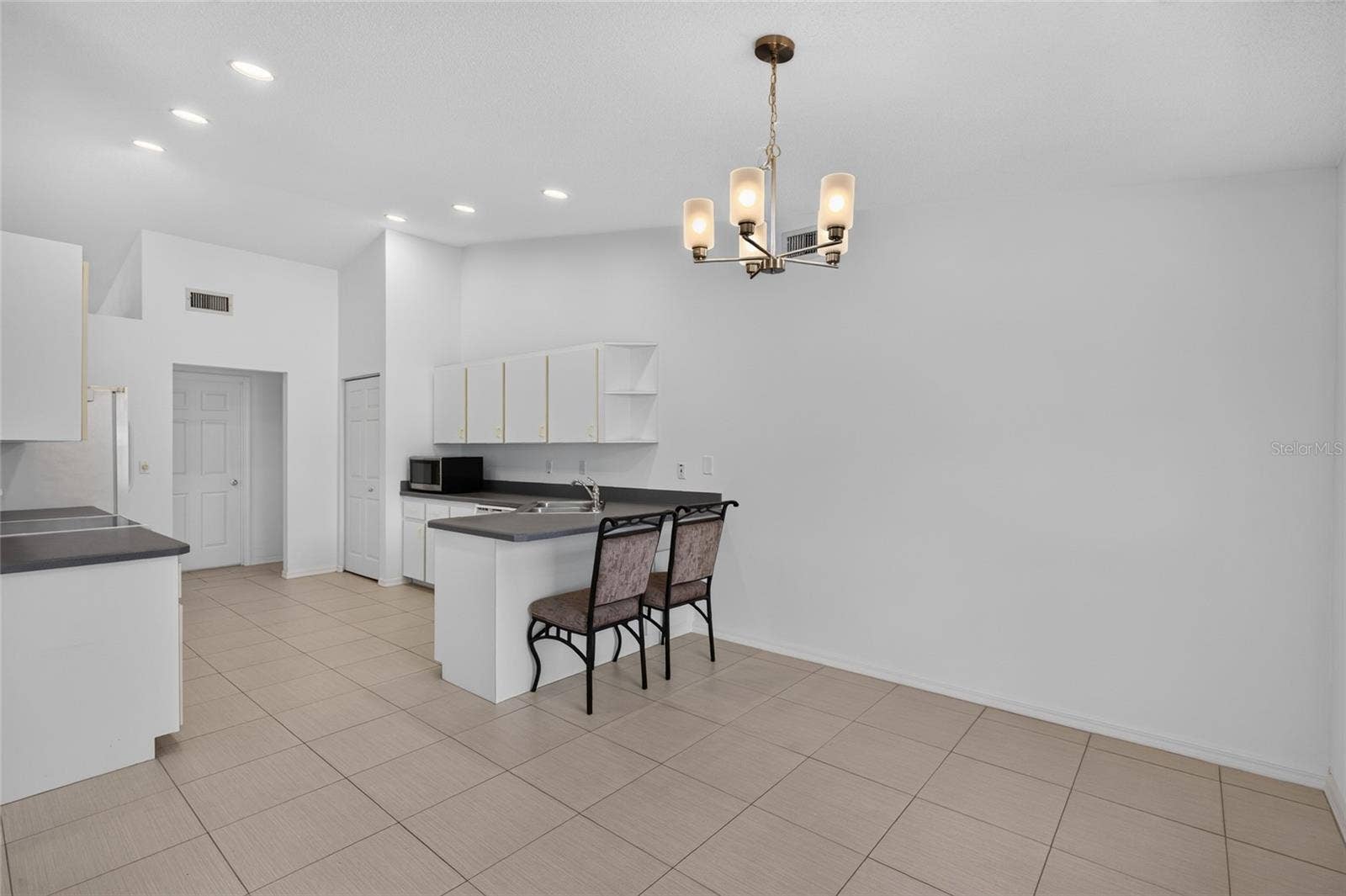 3 POINT PLEASANT DRIVE, Palm Coast, FL 32164