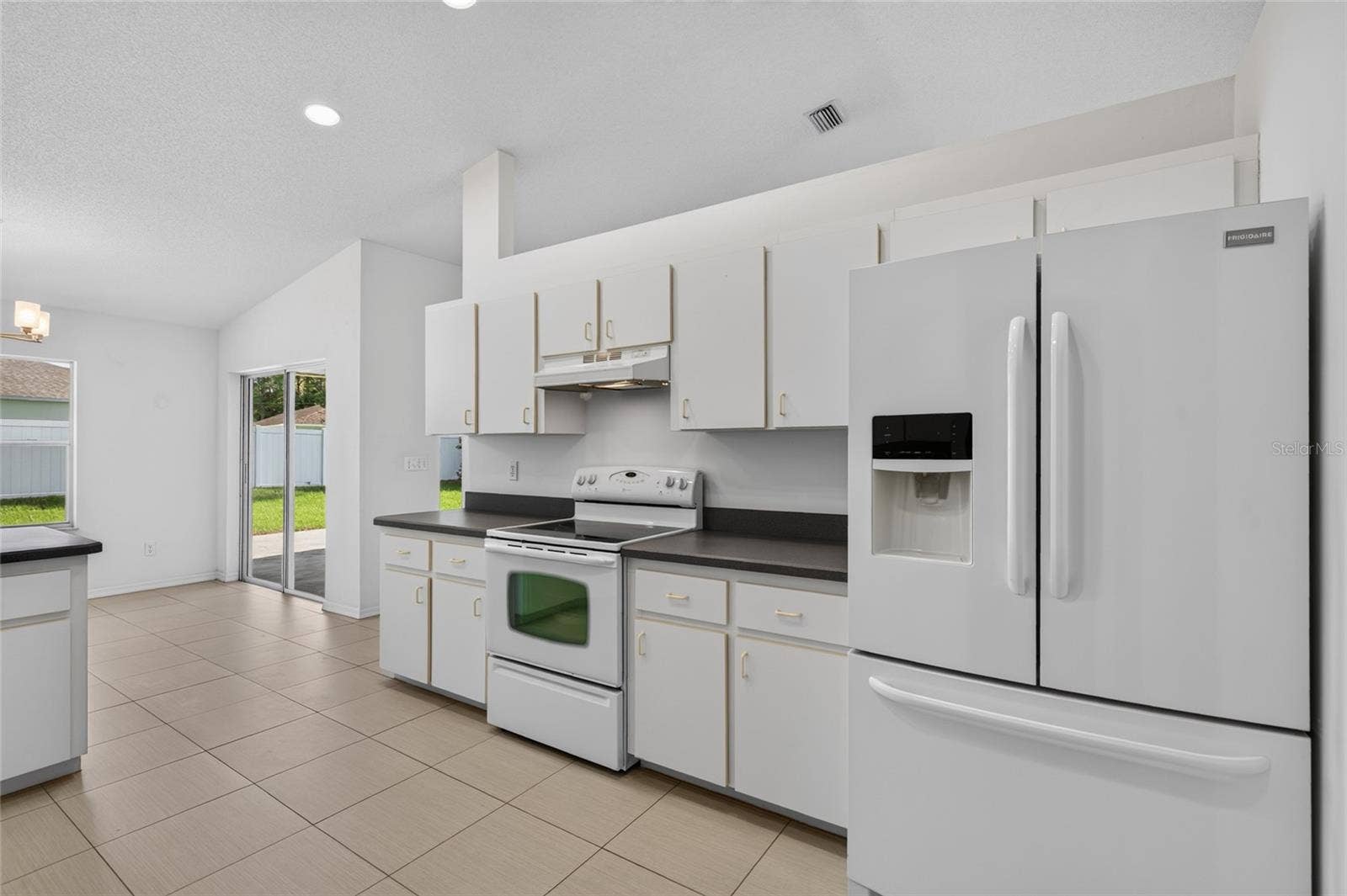 3 POINT PLEASANT DRIVE, Palm Coast, FL 32164