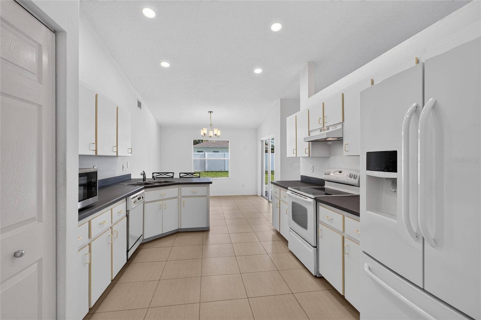 3 POINT PLEASANT DRIVE, Palm Coast, FL 32164