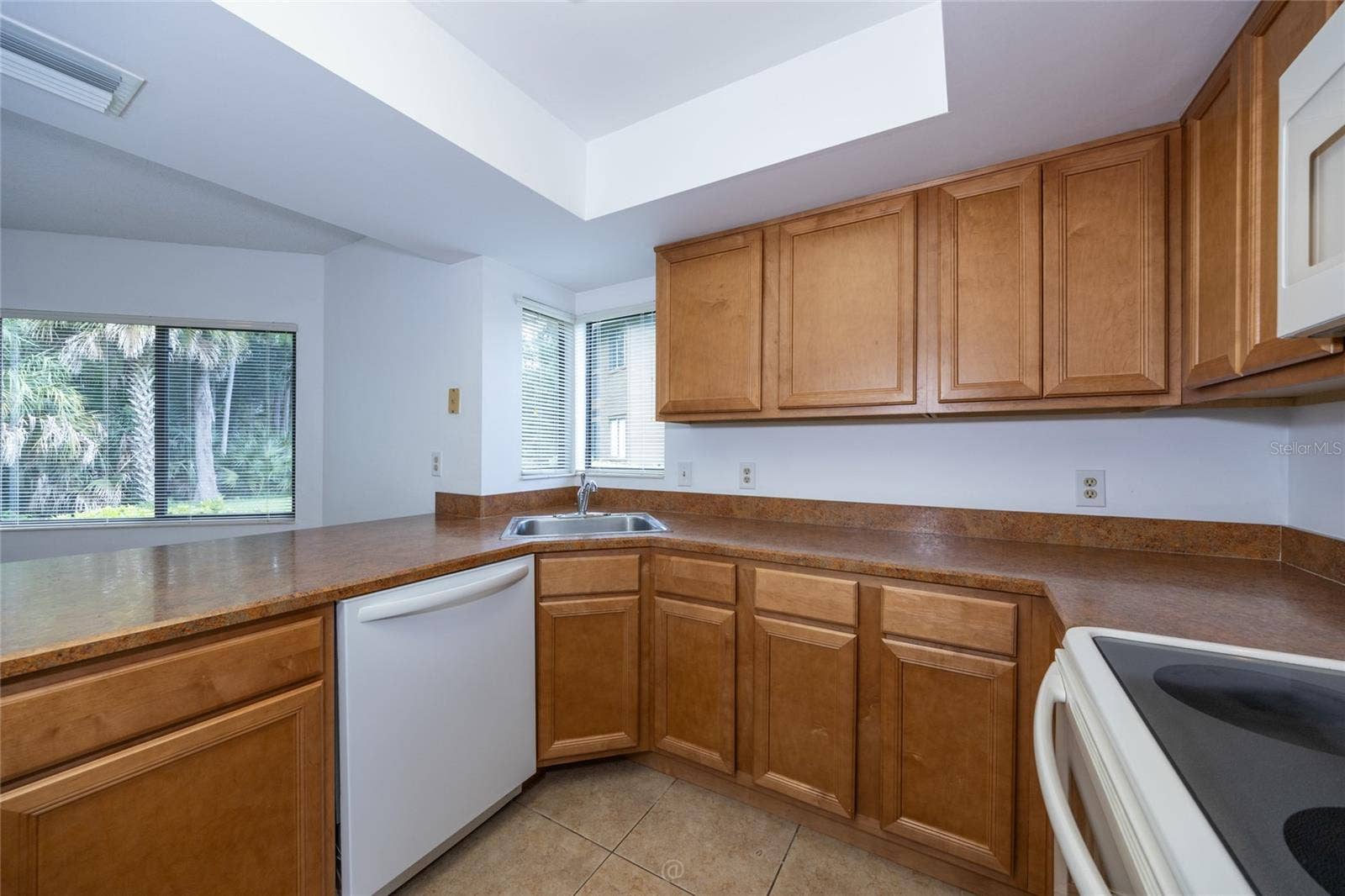 9 SOUTHBURY COURT, #9, Palm Coast, FL 32137 9 SOUTHBURY COURT, #9, Palm Coast, FL 32137