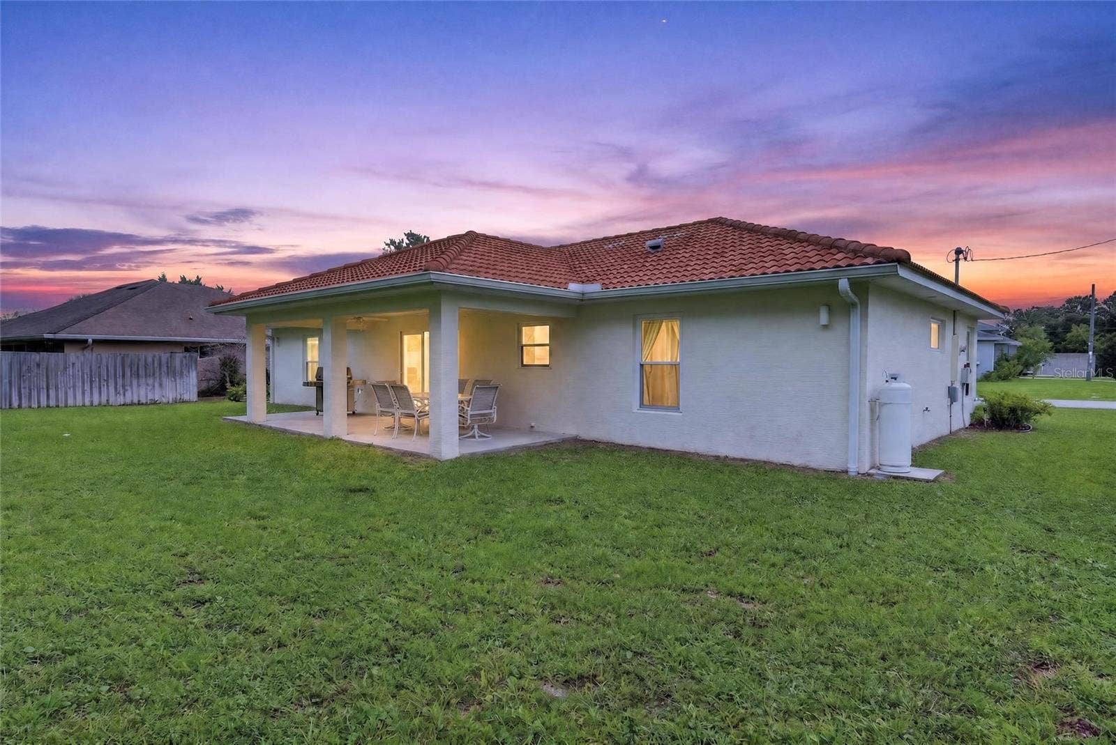 39 WHITE HOUSE DRIVE, Palm Coast, FL 32164 39 WHITE HOUSE DRIVE, Palm Coast, FL 32164
