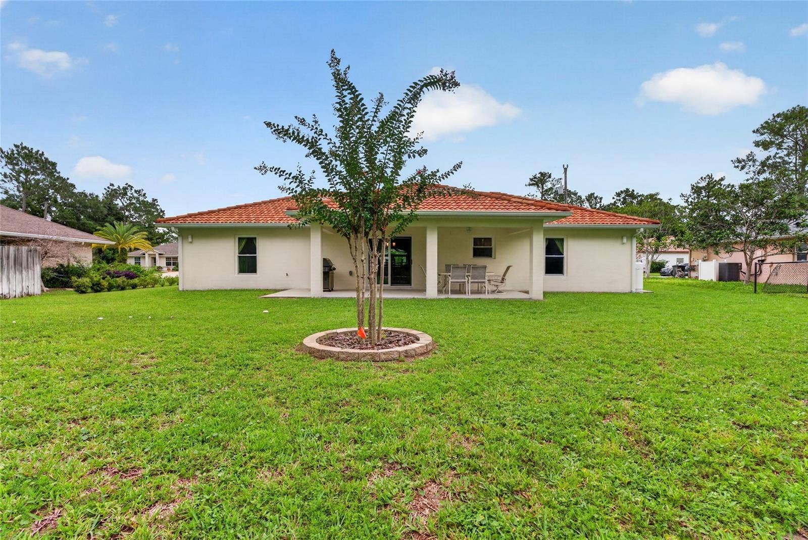 39 WHITE HOUSE DRIVE, Palm Coast, FL 32164 39 WHITE HOUSE DRIVE, Palm Coast, FL 32164