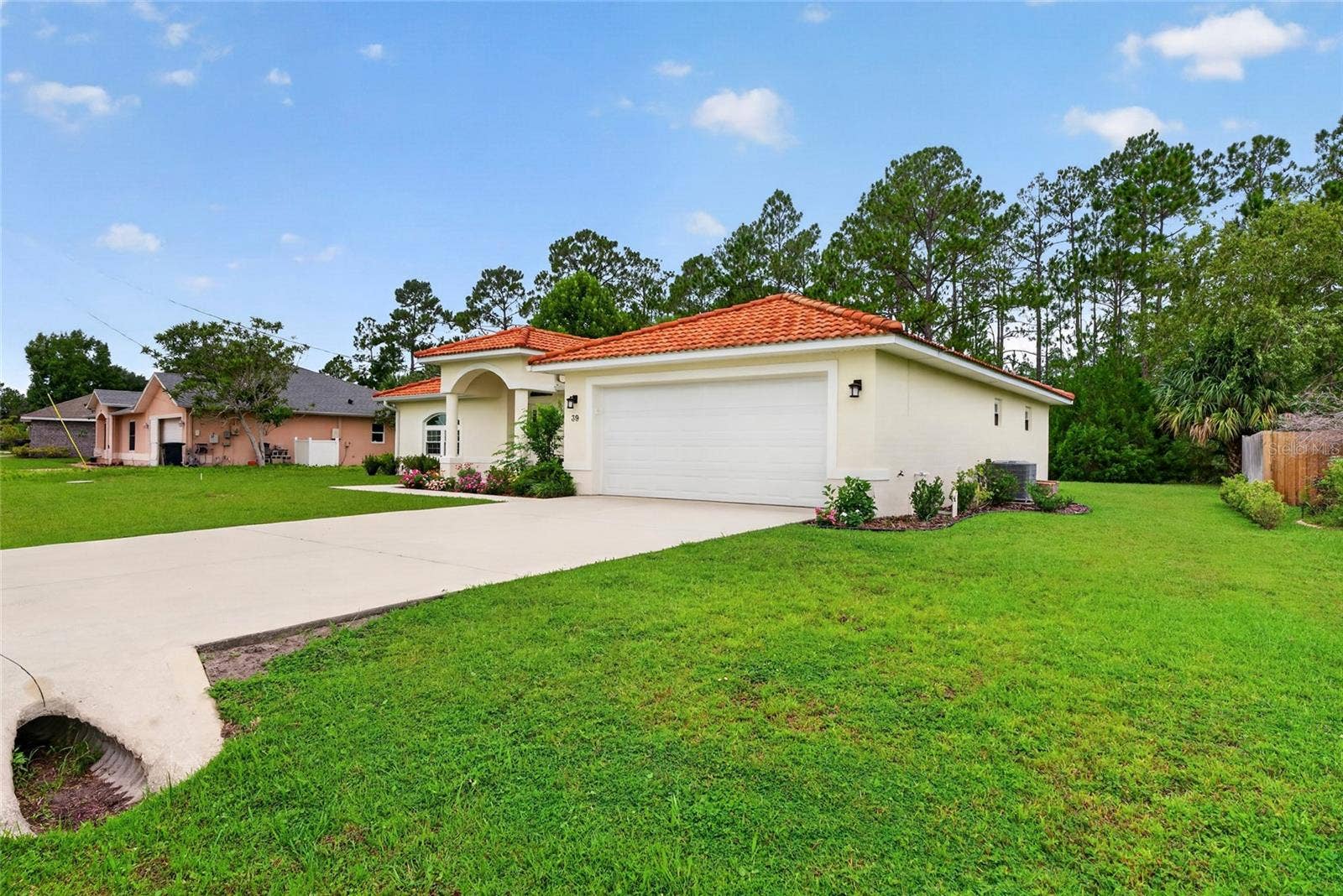 39 WHITE HOUSE DRIVE, Palm Coast, FL 32164 39 WHITE HOUSE DRIVE, Palm Coast, FL 32164