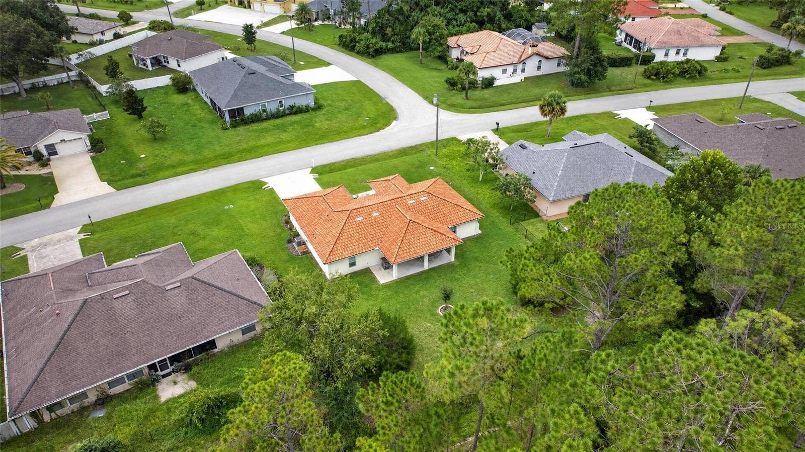 39 WHITE HOUSE DRIVE, Palm Coast, FL 32164 39 WHITE HOUSE DRIVE, Palm Coast, FL 32164
