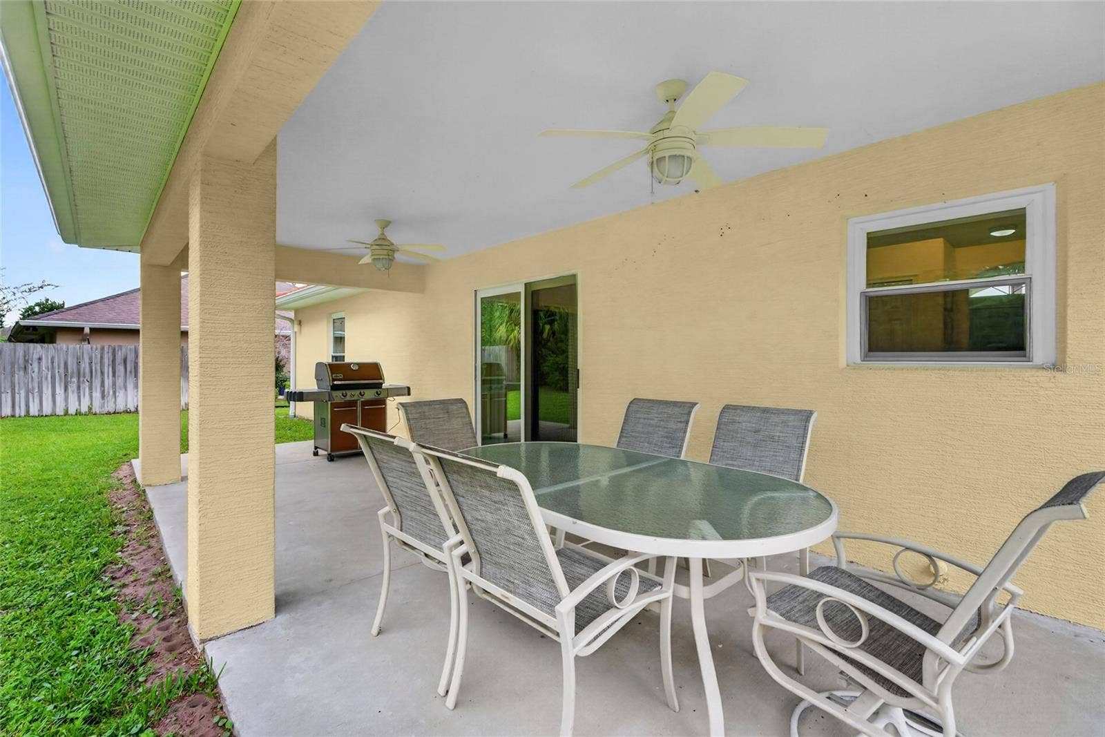 39 WHITE HOUSE DRIVE, Palm Coast, FL 32164 39 WHITE HOUSE DRIVE, Palm Coast, FL 32164