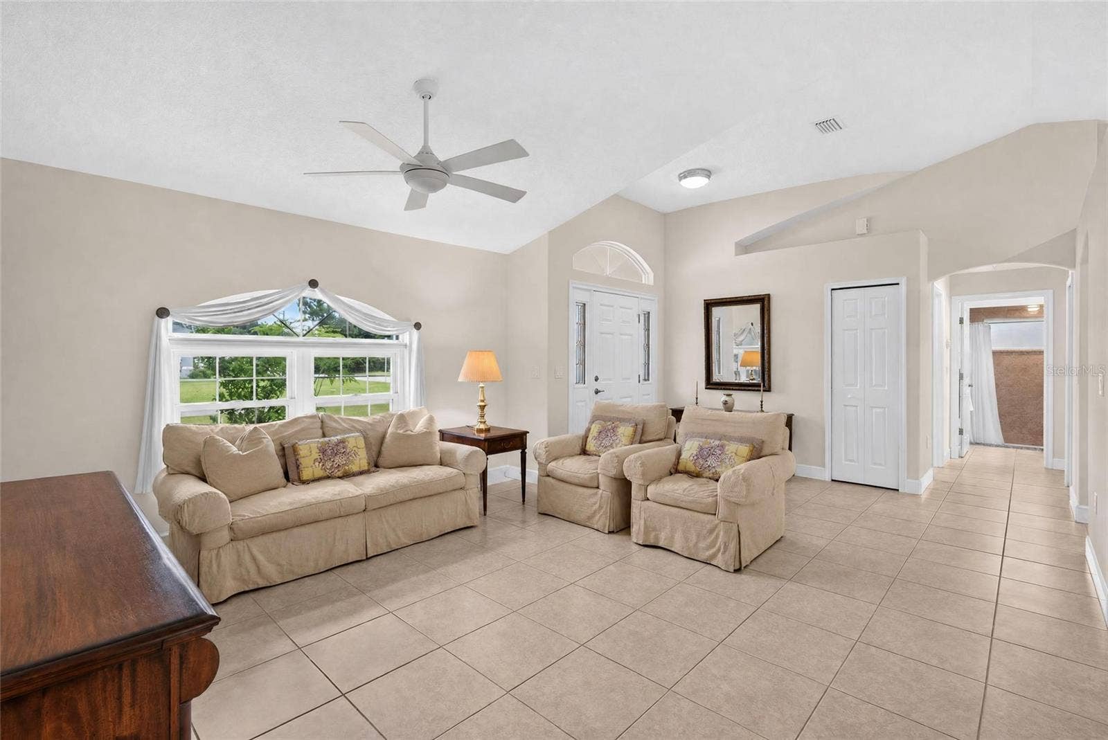 39 WHITE HOUSE DRIVE, Palm Coast, FL 32164 39 WHITE HOUSE DRIVE, Palm Coast, FL 32164