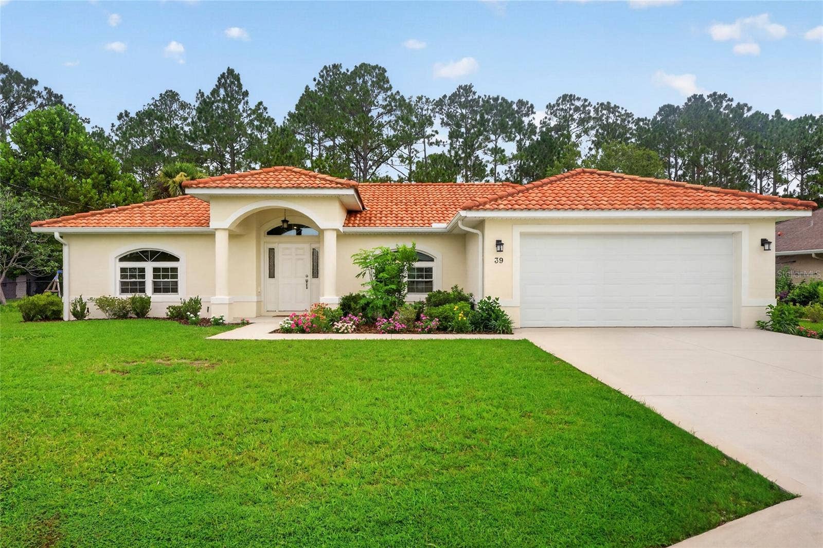 39 WHITE HOUSE DRIVE, Palm Coast, FL 32164 39 WHITE HOUSE DRIVE, Palm Coast, FL 32164