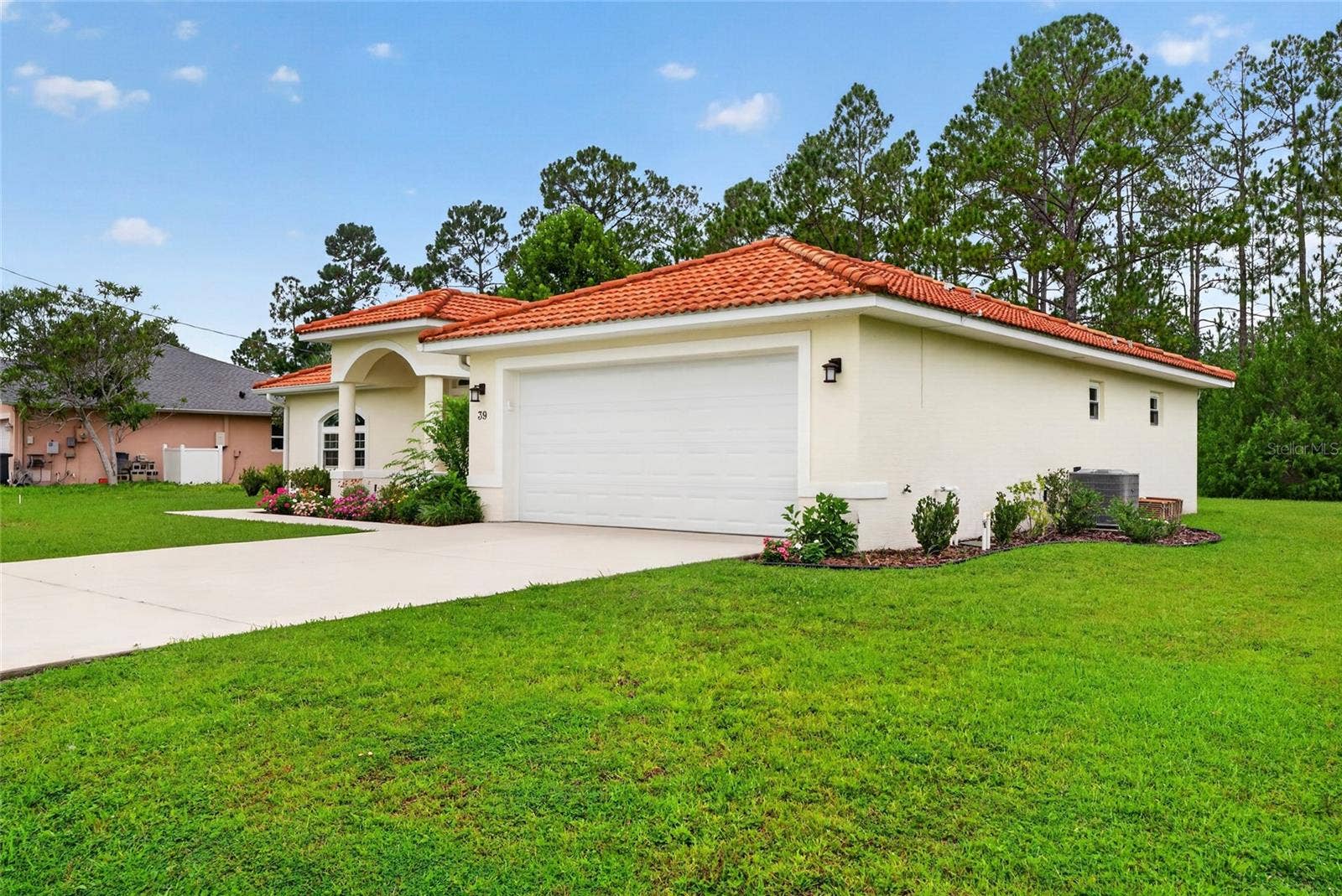 39 WHITE HOUSE DRIVE, Palm Coast, FL 32164 39 WHITE HOUSE DRIVE, Palm Coast, FL 32164