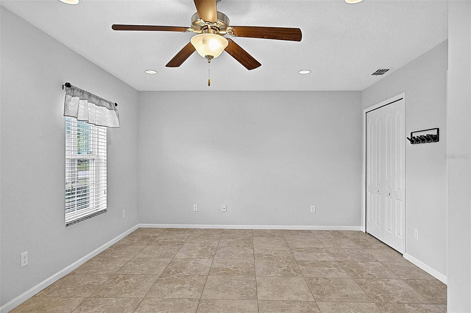 5 GRAHAM TRAIL, Palm Coast, FL 32137
