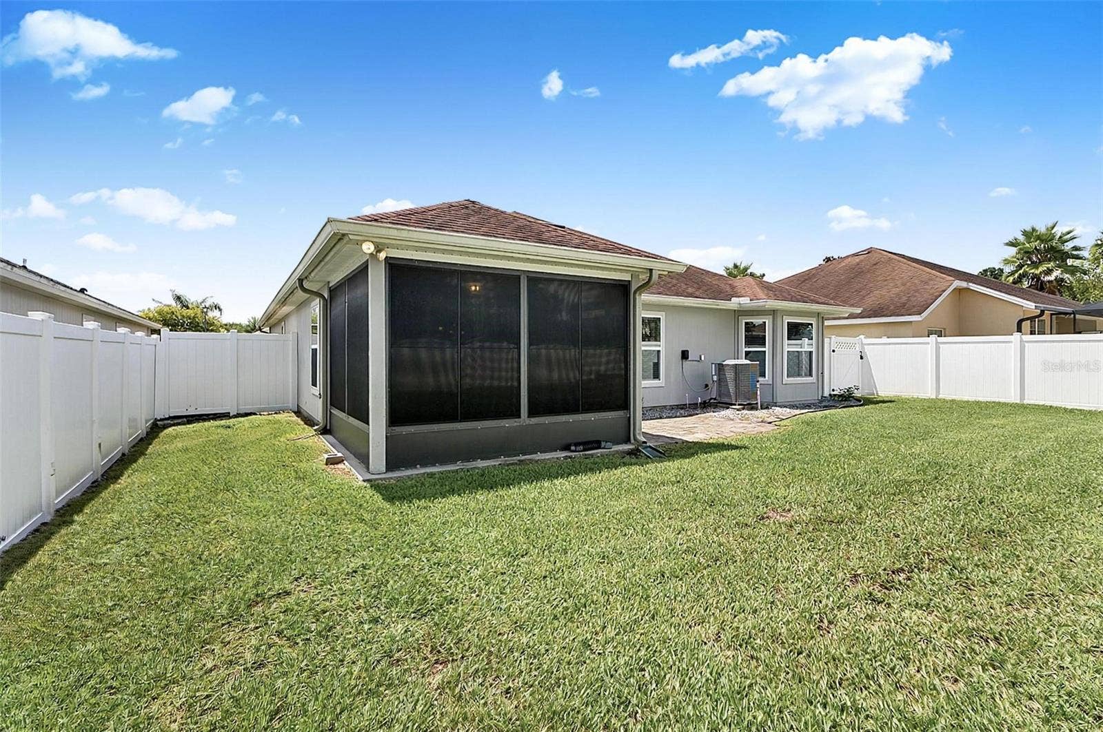 5 GRAHAM TRAIL, Palm Coast, FL 32137