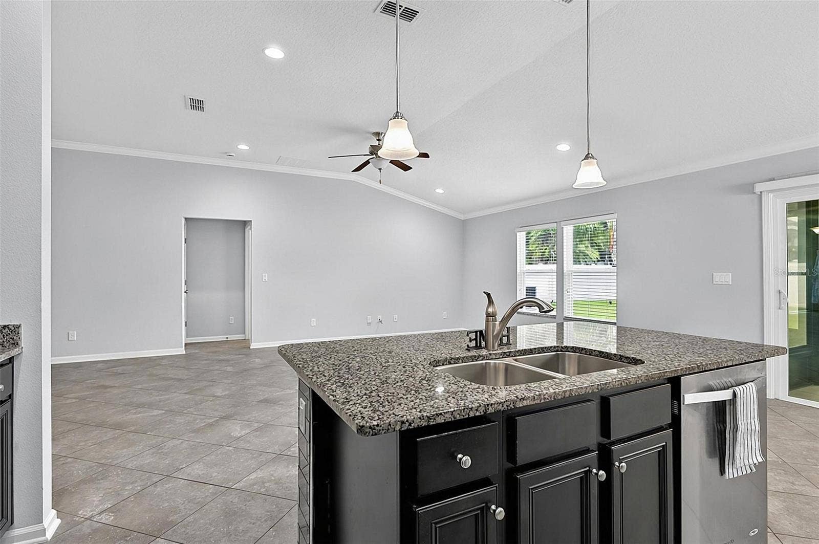 5 GRAHAM TRAIL, Palm Coast, FL 32137