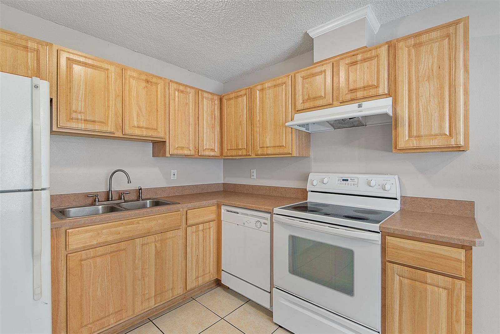 33 WELLWOOD LANE, Palm Coast, FL 32164