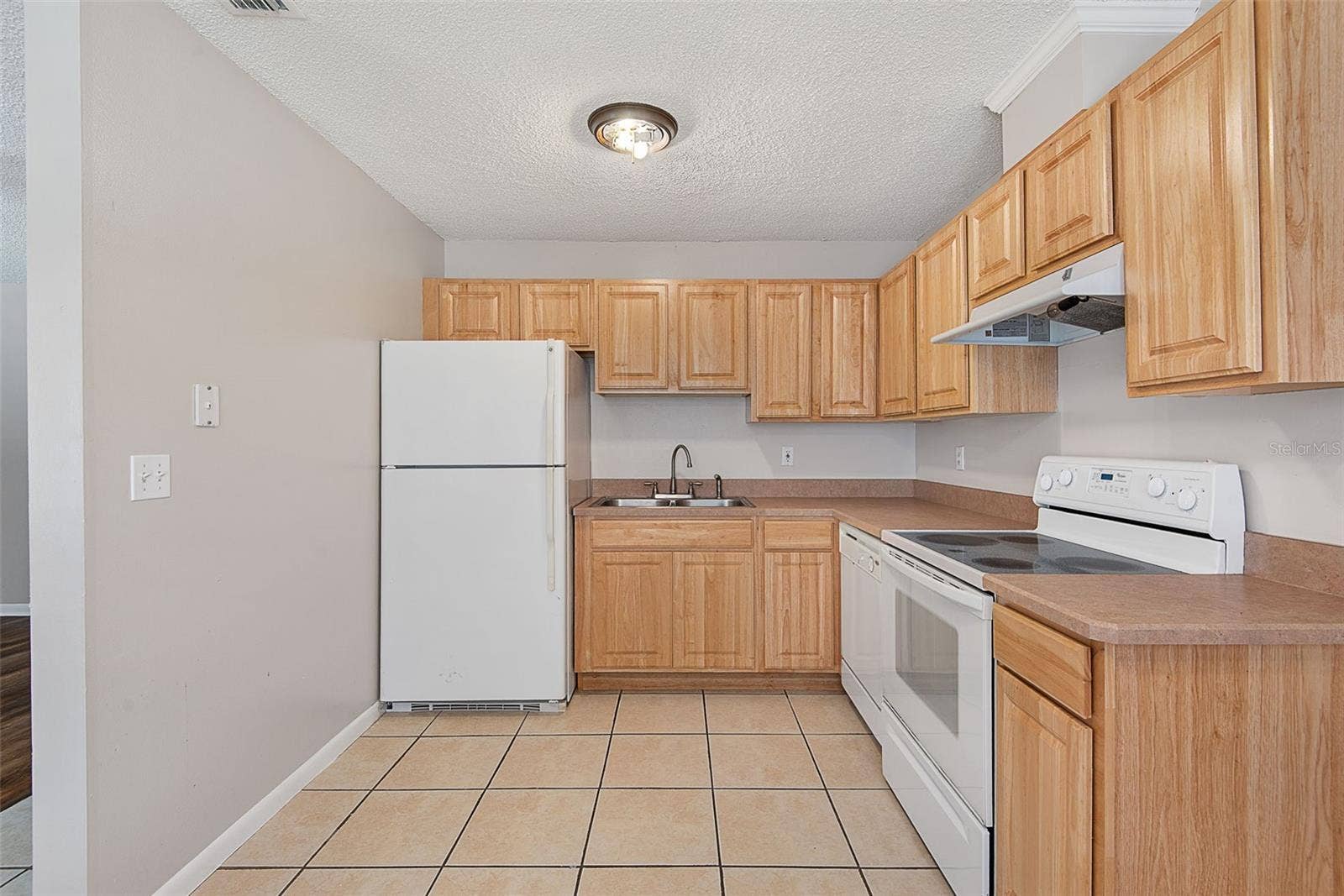 33 WELLWOOD LANE, Palm Coast, FL 32164