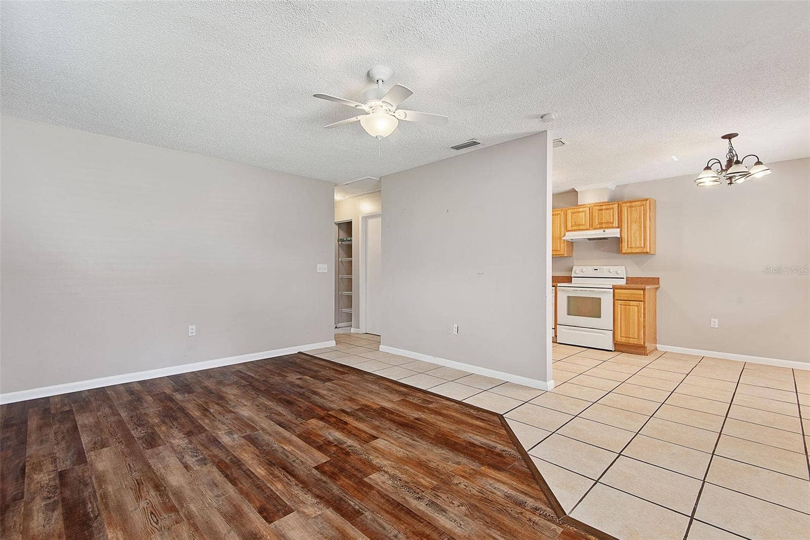 33 WELLWOOD LANE, Palm Coast, FL 32164
