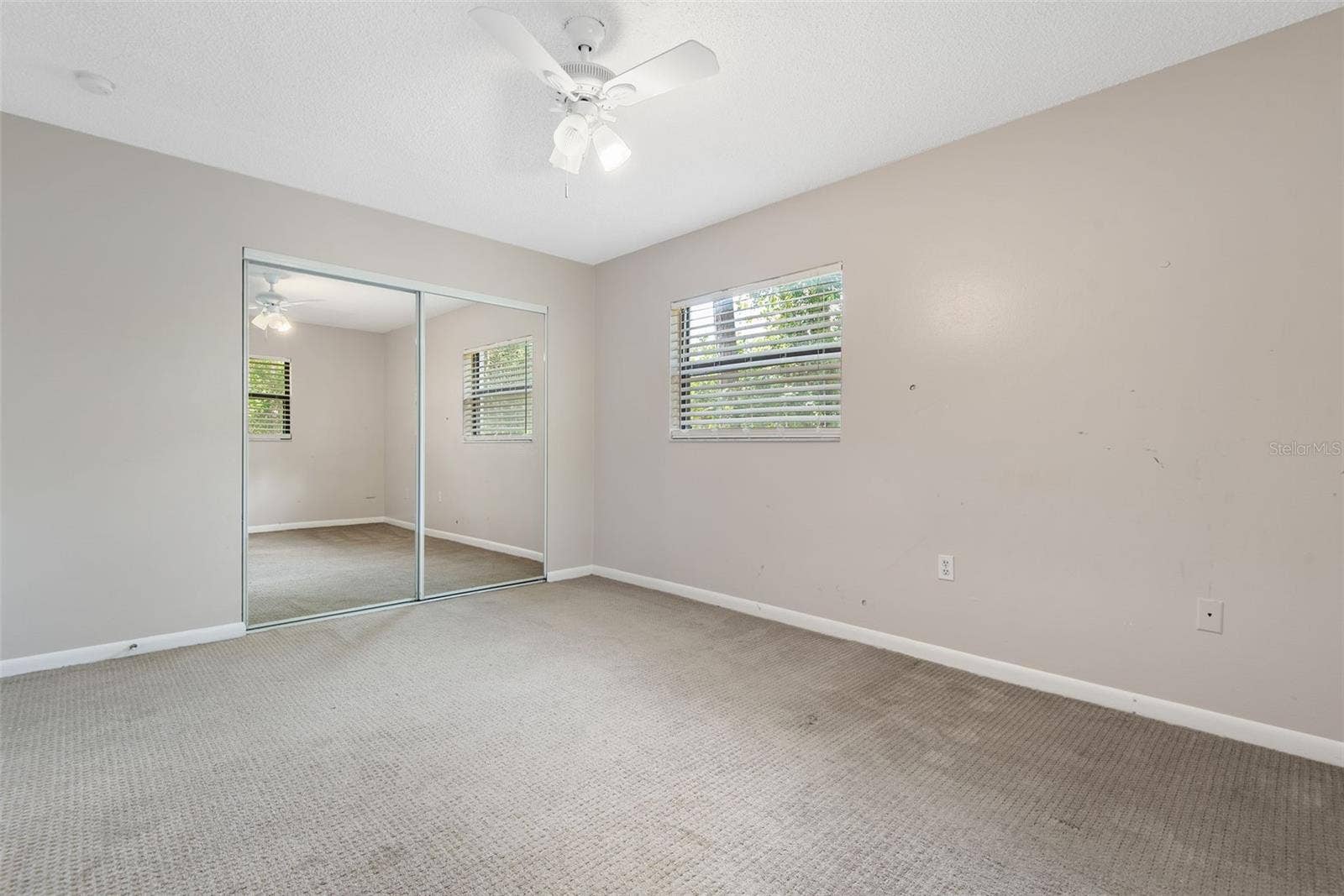 33 WELLWOOD LANE, Palm Coast, FL 32164