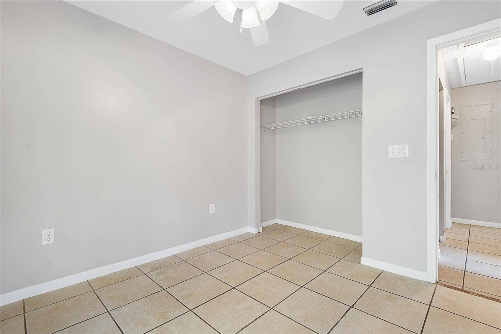 33 WELLWOOD LANE, Palm Coast, FL 32164