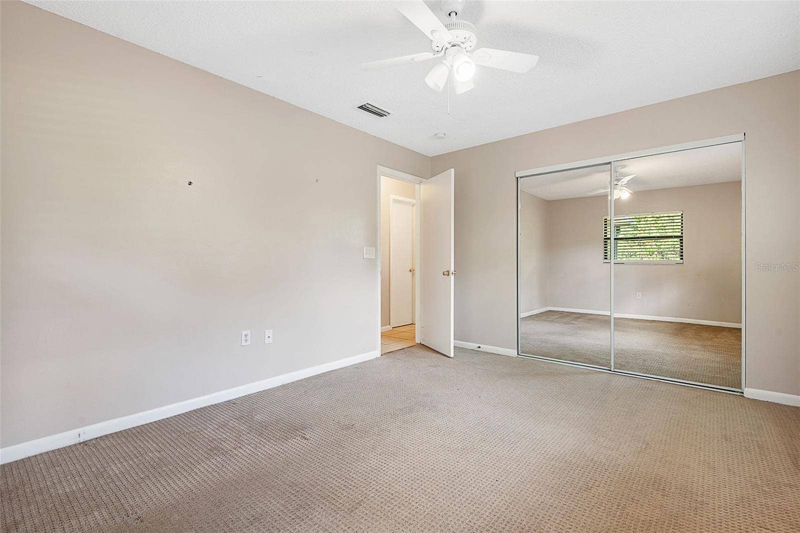 33 WELLWOOD LANE, Palm Coast, FL 32164