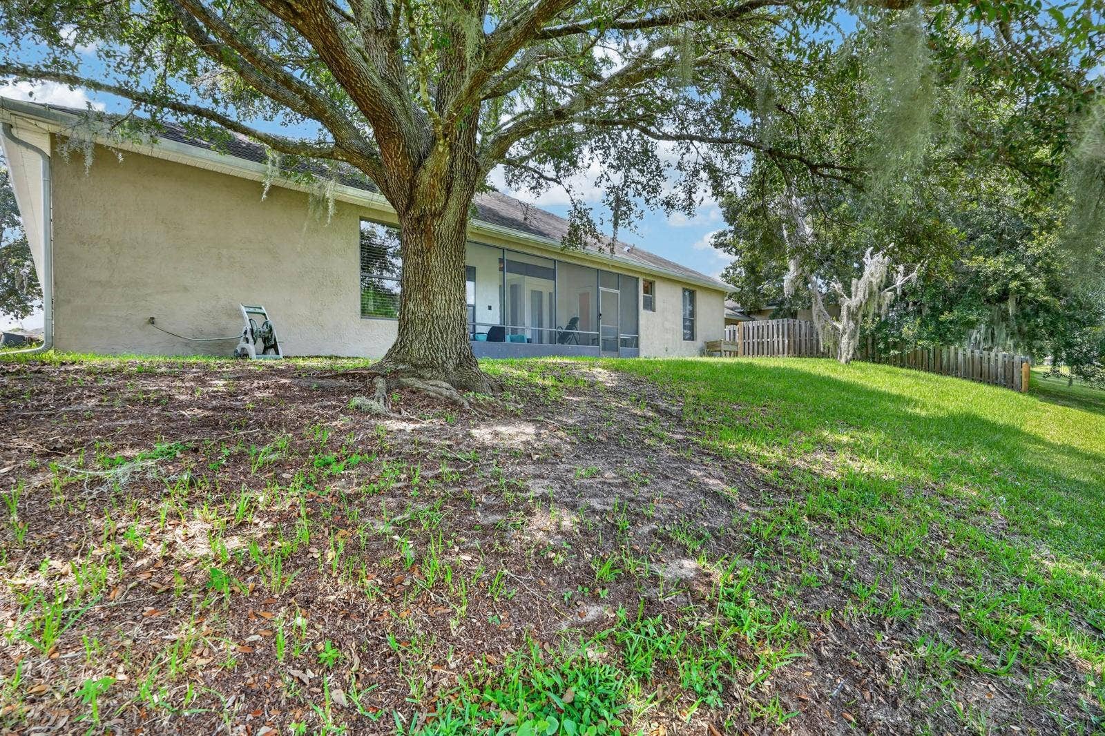1517 CLAPTON DRIVE, Deland, FL 32720 1517 CLAPTON DRIVE, Deland, FL 32720