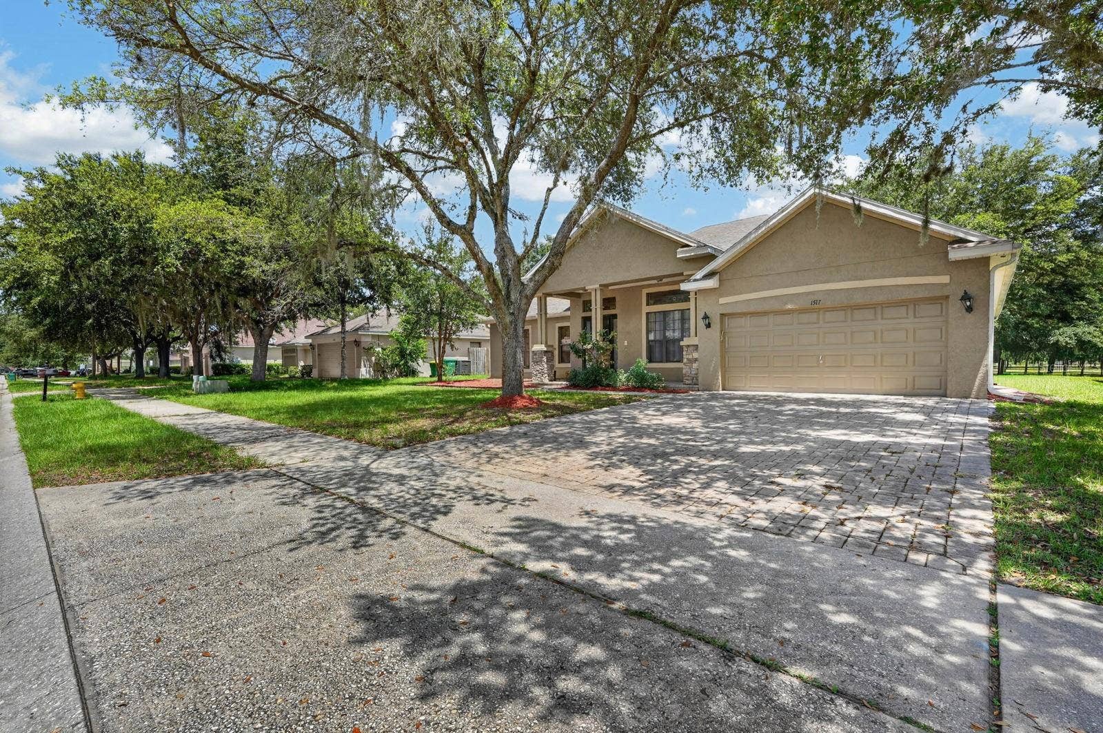 1517 CLAPTON DRIVE, Deland, FL 32720 1517 CLAPTON DRIVE, Deland, FL 32720