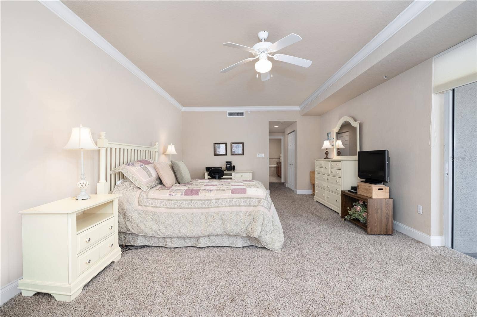 1425 OCEAN SHORE BOULEVARD, #203, Ormond Beach, FL 32176 1425 OCEAN SHORE BOULEVARD, #203, Ormond Beach, FL 32176