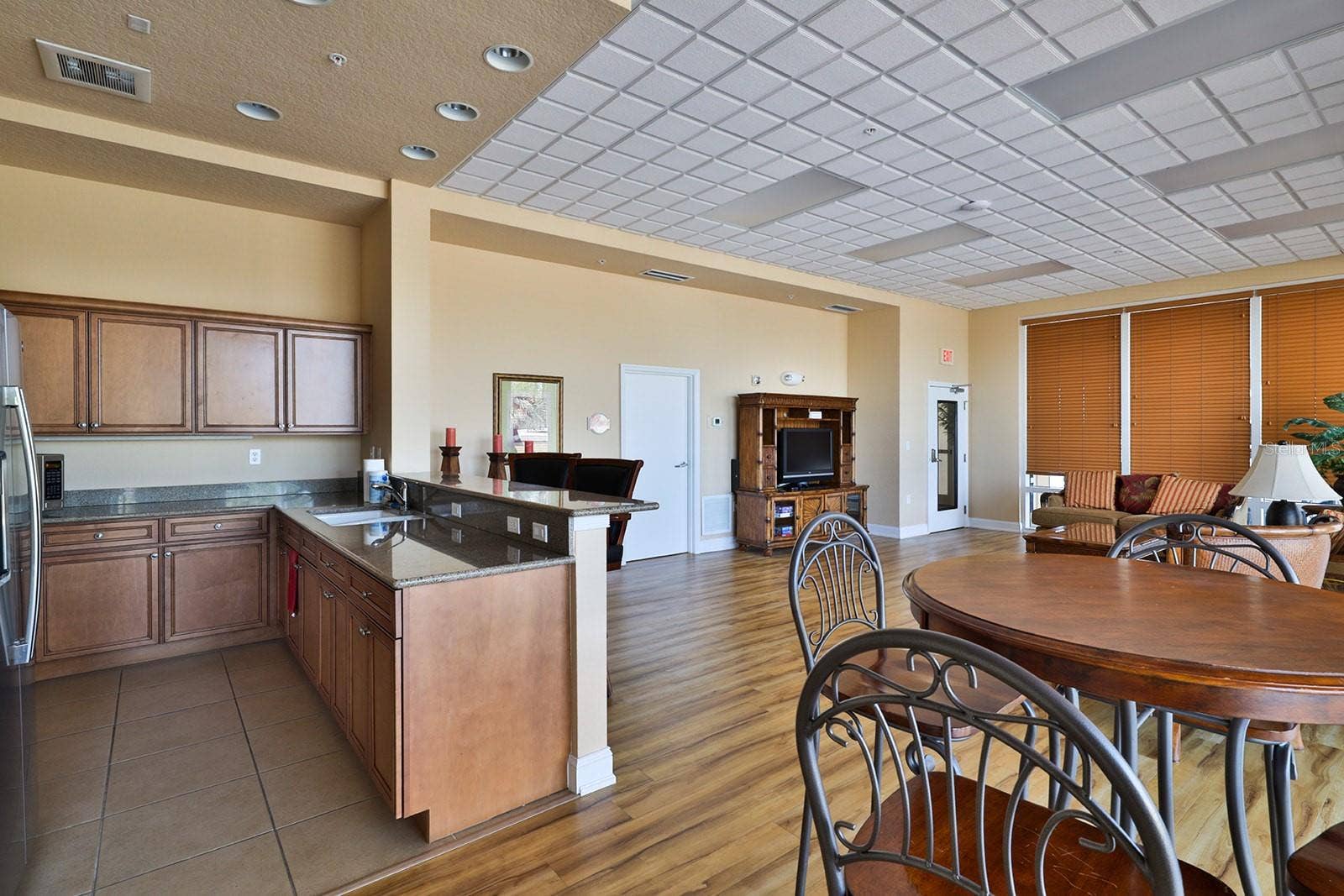 1425 OCEAN SHORE BOULEVARD, #203, Ormond Beach, FL 32176 1425 OCEAN SHORE BOULEVARD, #203, Ormond Beach, FL 32176