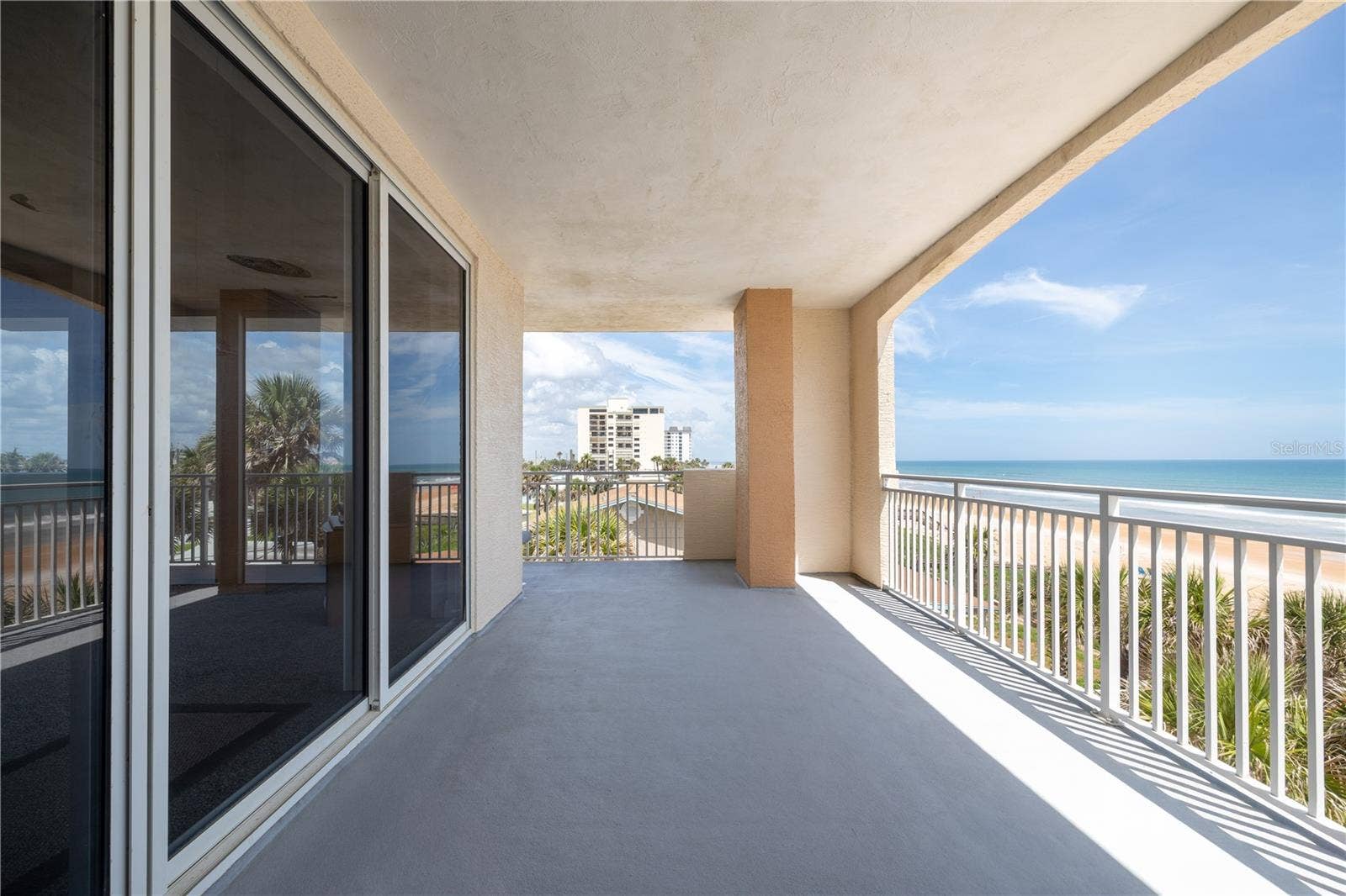 1425 OCEAN SHORE BOULEVARD, #203, Ormond Beach, FL 32176 1425 OCEAN SHORE BOULEVARD, #203, Ormond Beach, FL 32176
