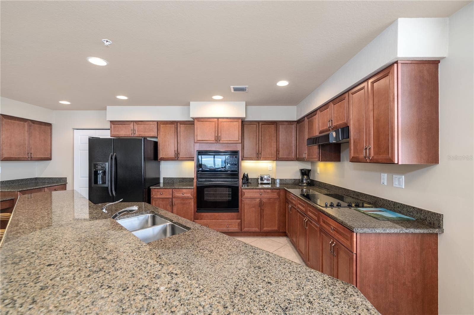 1425 OCEAN SHORE BOULEVARD, #203, Ormond Beach, FL 32176 1425 OCEAN SHORE BOULEVARD, #203, Ormond Beach, FL 32176