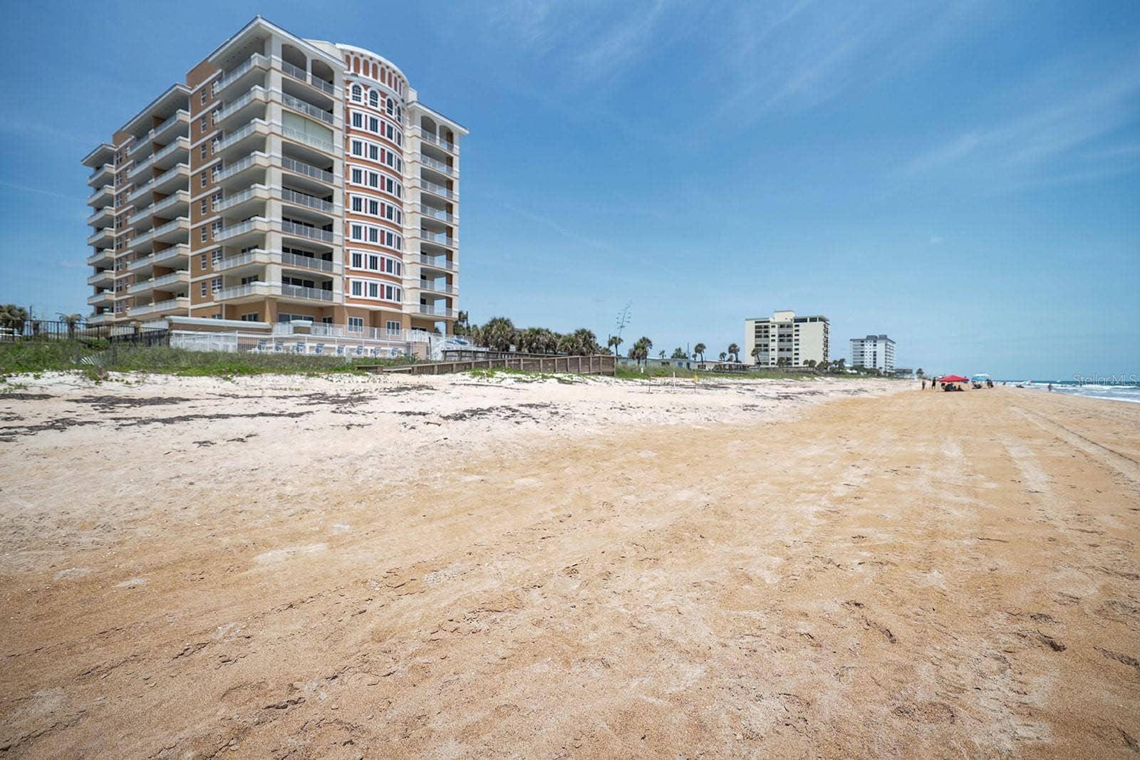 1425 OCEAN SHORE BOULEVARD, #203, Ormond Beach, FL 32176 1425 OCEAN SHORE BOULEVARD, #203, Ormond Beach, FL 32176