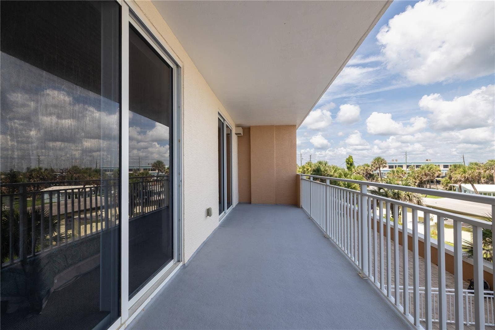 1425 OCEAN SHORE BOULEVARD, #203, Ormond Beach, FL 32176 1425 OCEAN SHORE BOULEVARD, #203, Ormond Beach, FL 32176