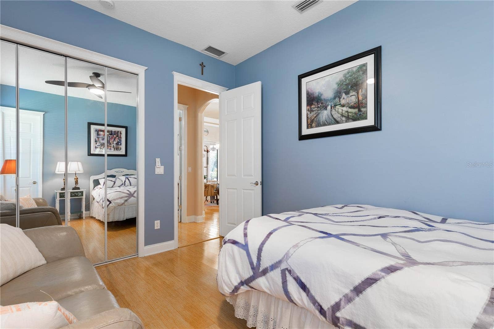 Guest Bedroom 2 with En-Suite