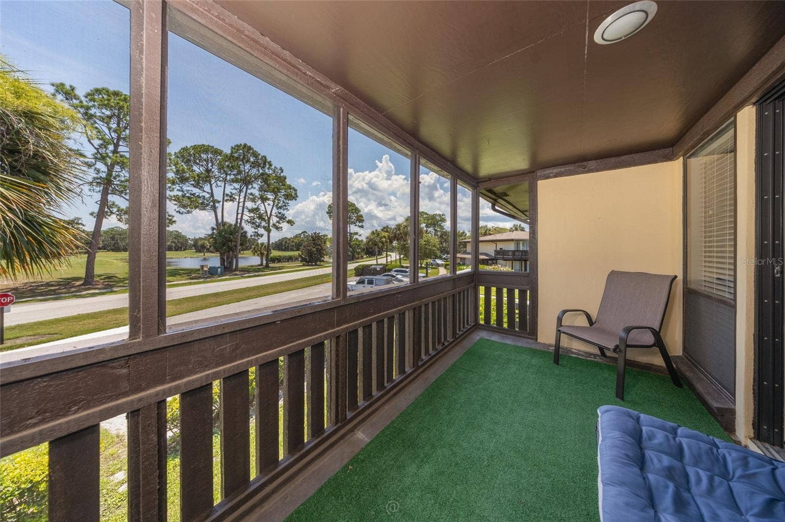 60 CLUB HOUSE DRIVE, #208, Palm Coast, FL 32137 Primary Screened suite balcony