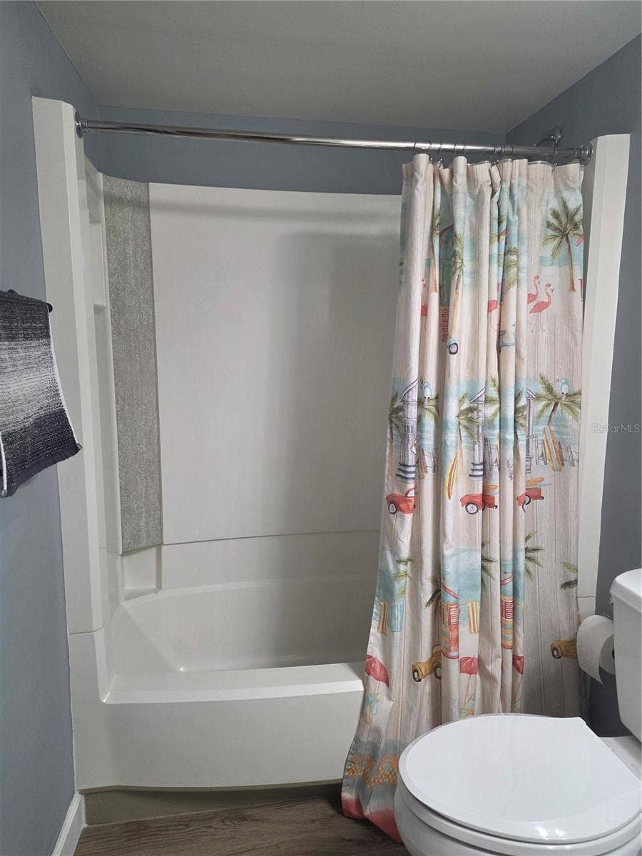 60 CLUB HOUSE DRIVE, #208, Palm Coast, FL 32137 Guest bath w/ bathtub
