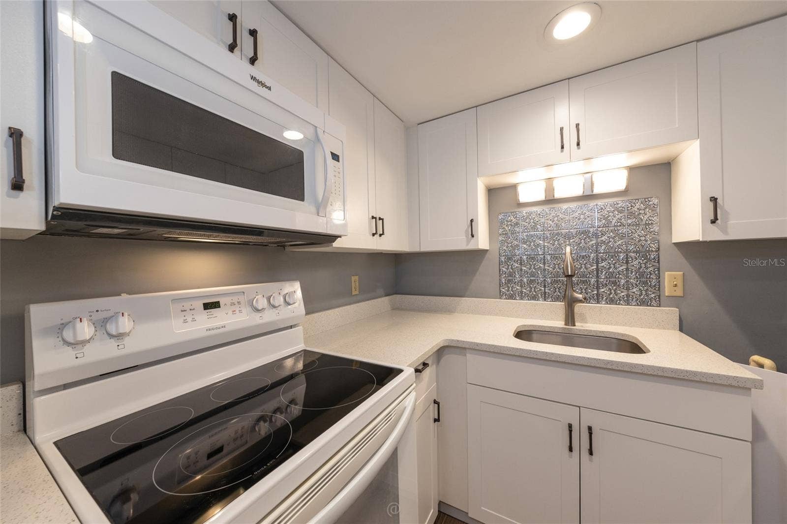 60 CLUB HOUSE DRIVE, #208, Palm Coast, FL 32137 60 CLUB HOUSE DRIVE, #208, Palm Coast, FL 32137
