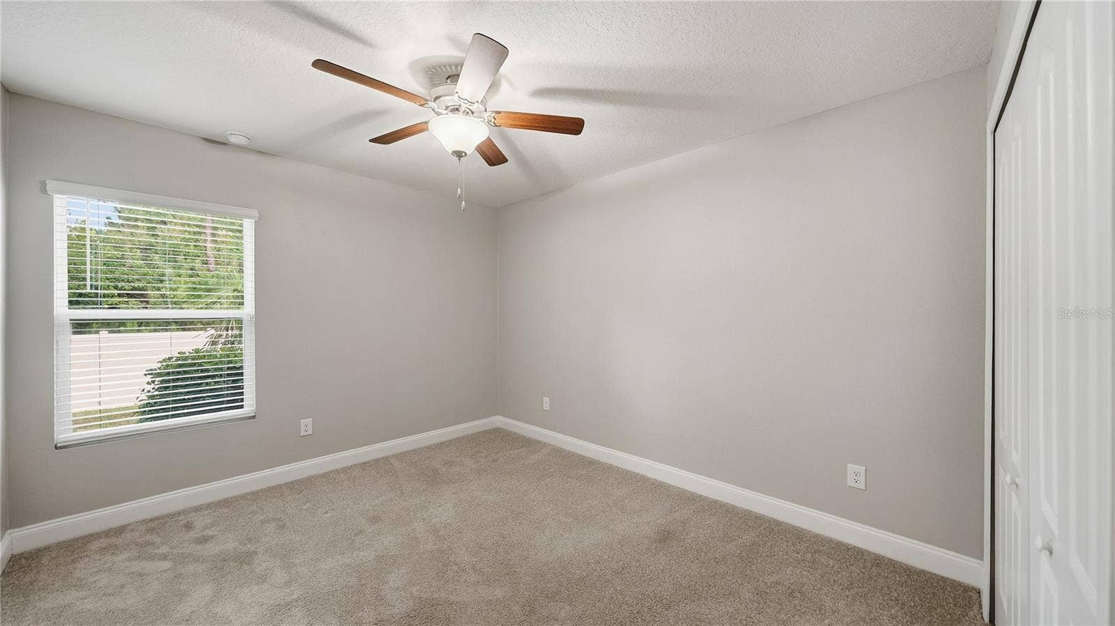 12 LUMBER JACK TRAIL, Palm Coast, FL 32137