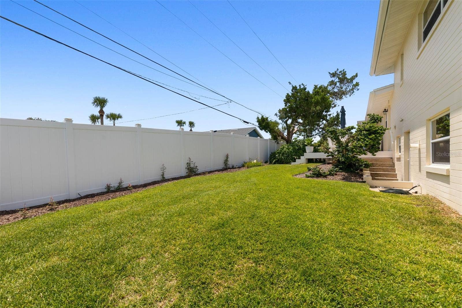 76 BANYAN DRIVE, Ormond Beach, FL 32176 76 BANYAN DRIVE, Ormond Beach, FL 32176