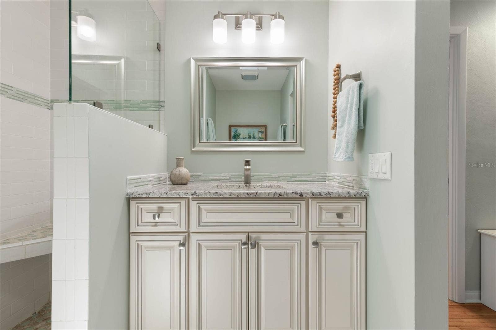 76 BANYAN DRIVE, Ormond Beach, FL 32176 Updated Bathroom