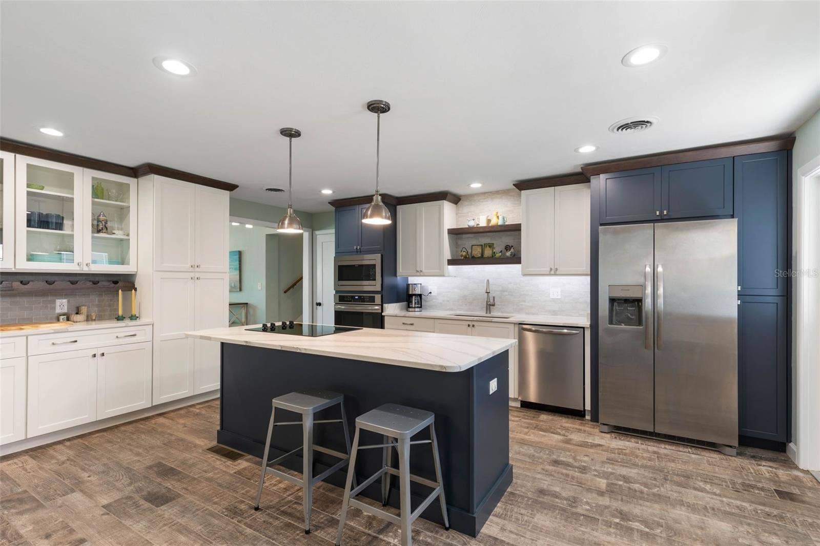 76 BANYAN DRIVE, Ormond Beach, FL 32176 Breakfast Bar