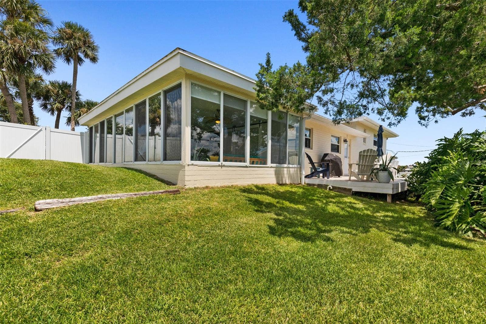 76 BANYAN DRIVE, Ormond Beach, FL 32176 Pretty Landscaping