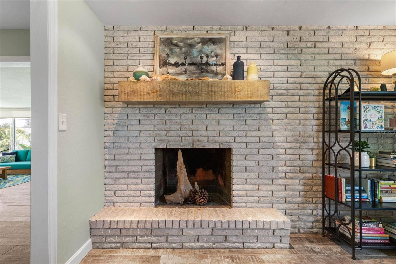 76 BANYAN DRIVE, Ormond Beach, FL 32176 Fire Place
