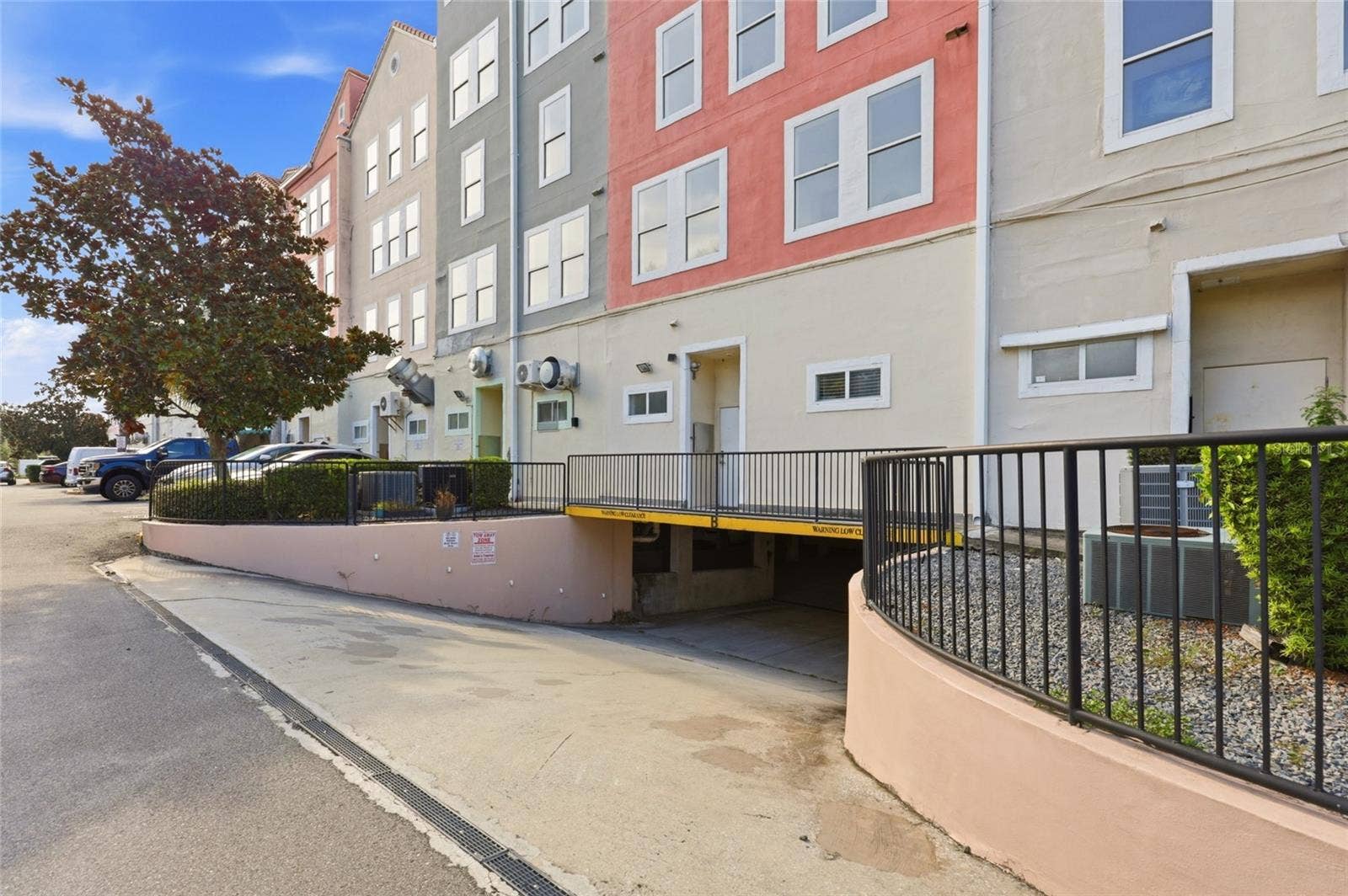 101 PALM HARBOR PKWY, #B418, Palm Coast, FL 32137 101 PALM HARBOR PKWY, #B418, Palm Coast, FL 32137