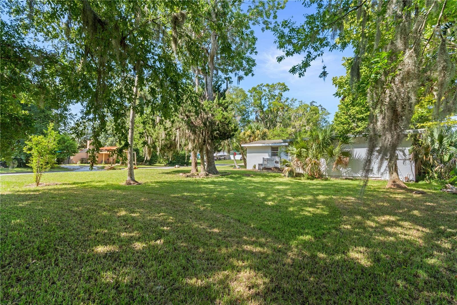 553 S LANVALE AVENUE, Daytona Beach, FL 32114 553 S LANVALE AVENUE, Daytona Beach, FL 32114