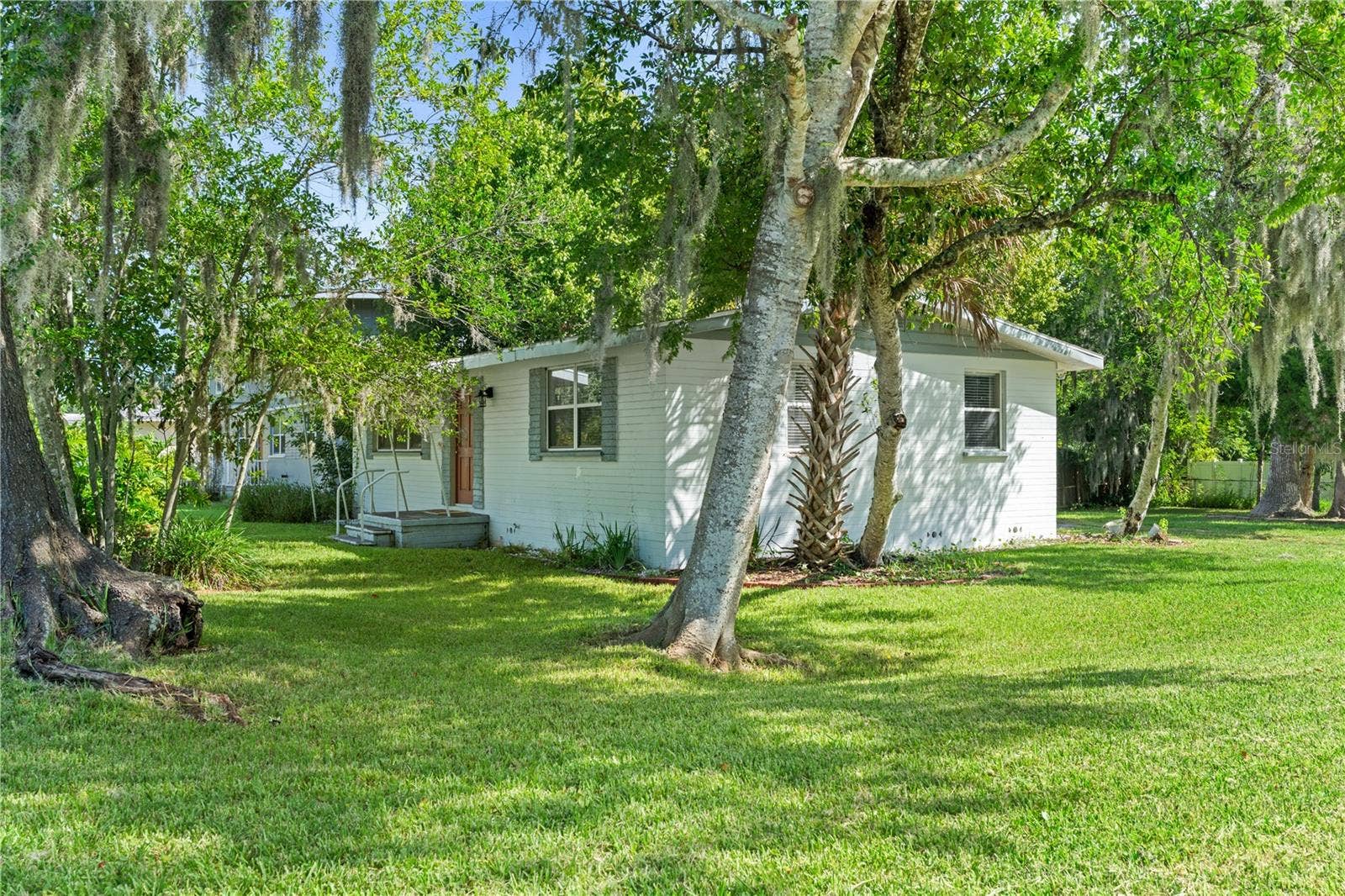 553 S LANVALE AVENUE, Daytona Beach, FL 32114 553 S LANVALE AVENUE, Daytona Beach, FL 32114