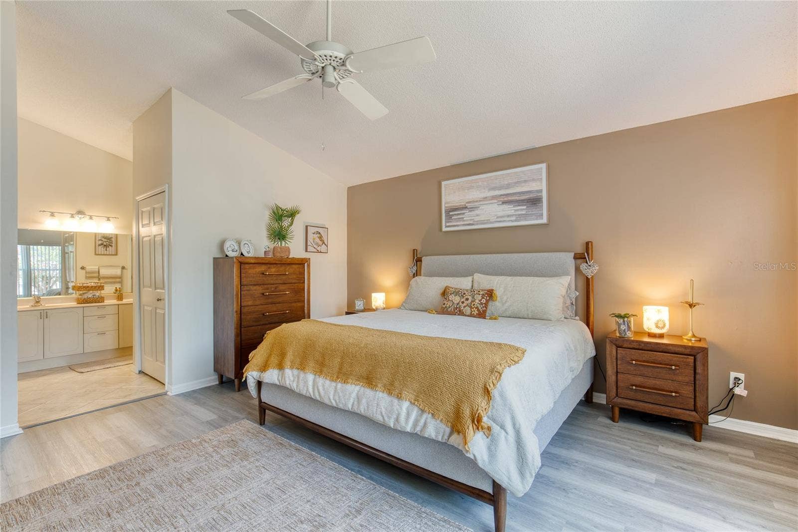 982 BREEZEMONT COURT, Port Orange, FL 32127 982 BREEZEMONT COURT, Port Orange, FL 32127