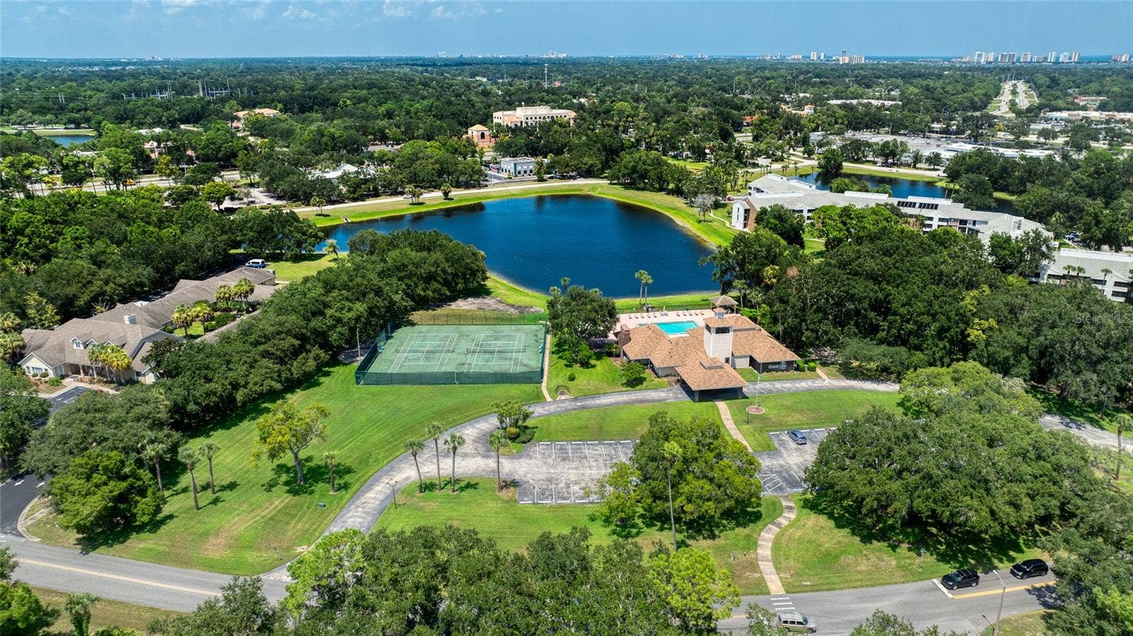 982 BREEZEMONT COURT, Port Orange, FL 32127 982 BREEZEMONT COURT, Port Orange, FL 32127