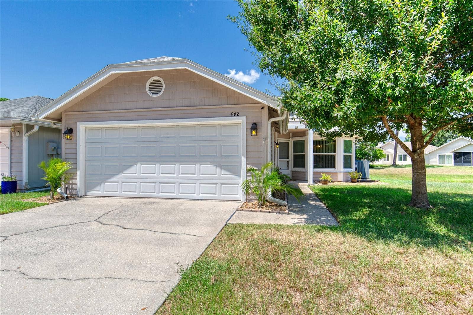 982 BREEZEMONT COURT, Port Orange, FL 32127 982 BREEZEMONT COURT, Port Orange, FL 32127